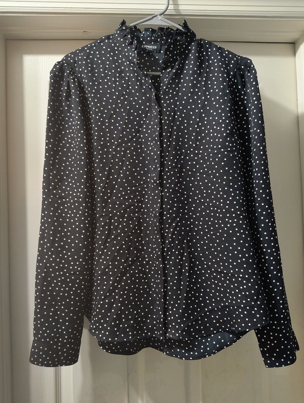 Express Portofino Black and White Polka Dot Blouse szM